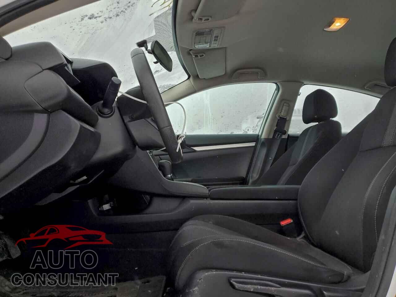 HONDA CIVIC 2018 - 2HGFC2F59JH005258