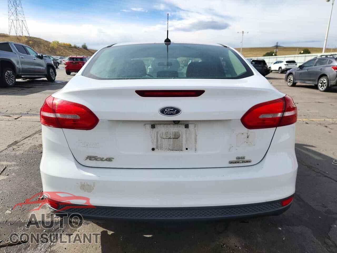 FORD FOCUS 2016 - 1FADP3F29GL270012