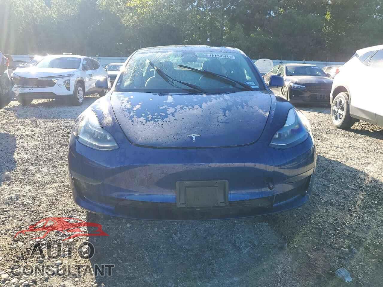 TESLA MODEL 3 2023 - 5YJ3E1EA3PF437525