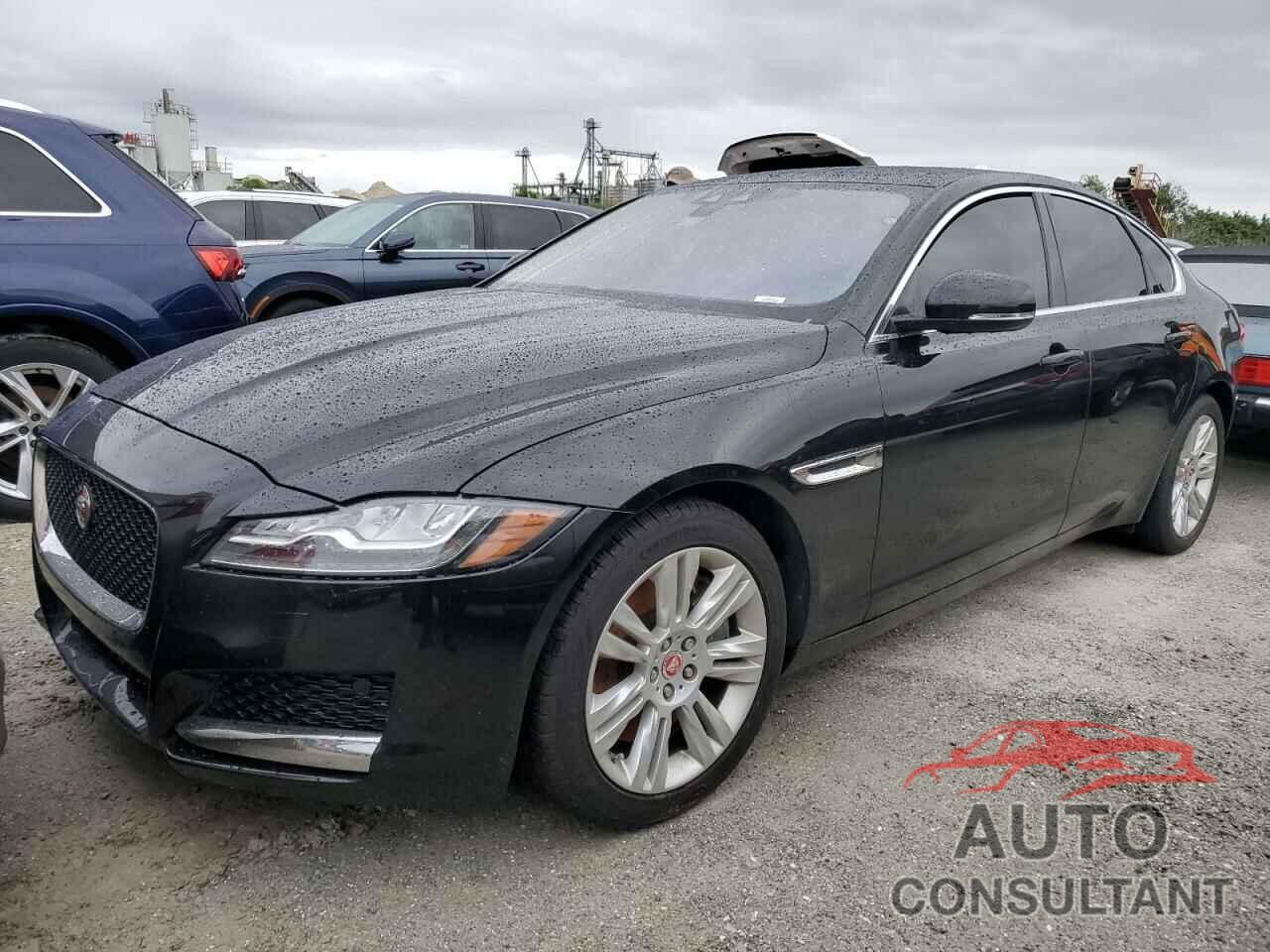 JAGUAR XF 2017 - SAJBD4BV7HCY30113