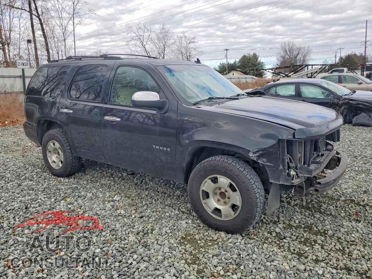 CHEVROLET TAHOE 2010 - 1GNUCBE01AR113473