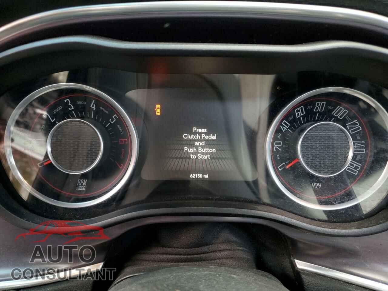 DODGE CHALLENGER 2015 - 2C3CDZAT4FH724734