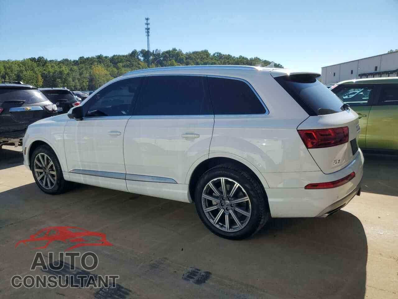 AUDI Q7 2018 - WA1AAAF73JD012000