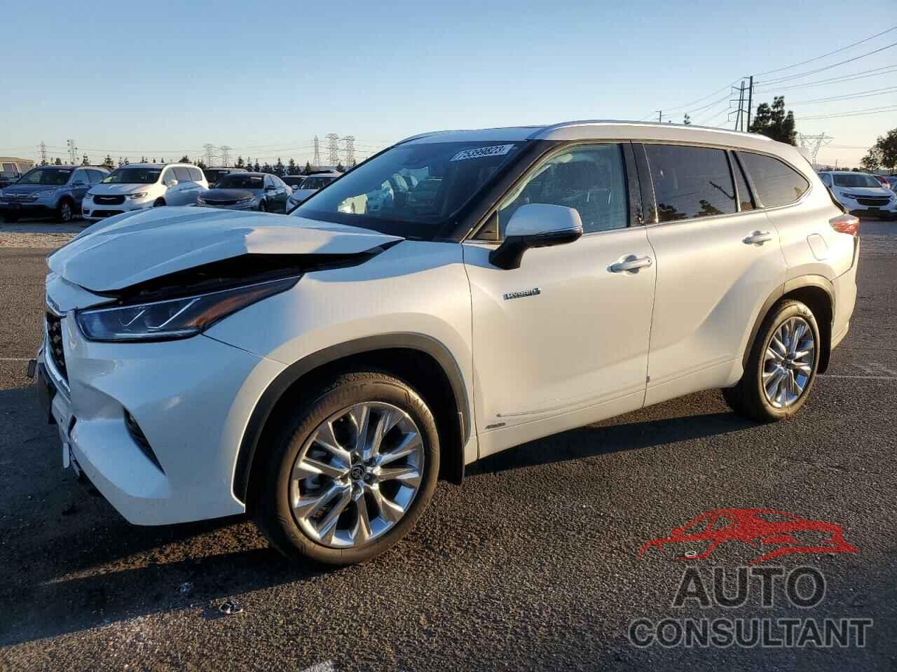 TOYOTA HIGHLANDER 2021 - 5TDXBRCH8MS529794