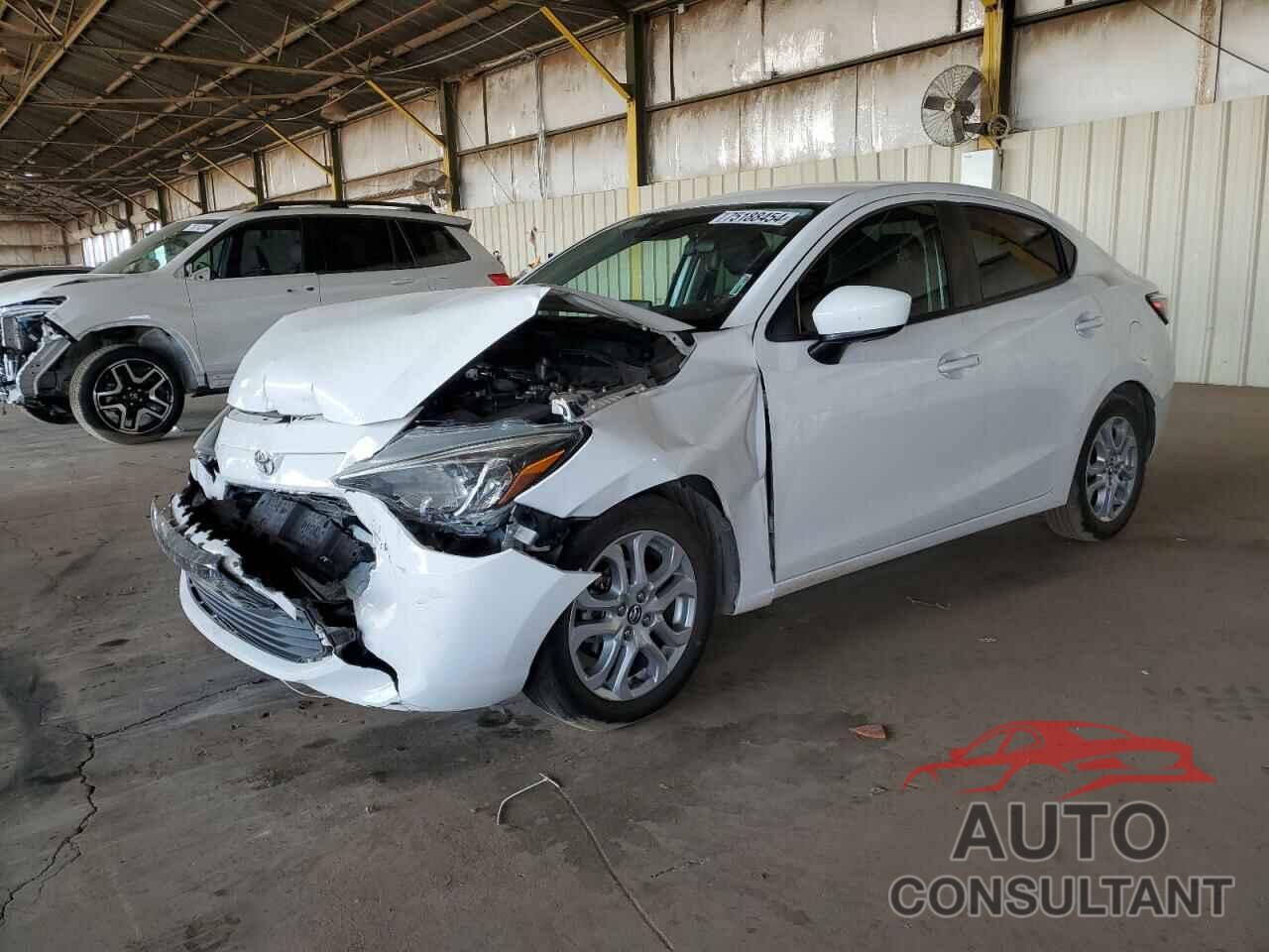 TOYOTA YARIS 2017 - 3MYDLBYV8HY186295