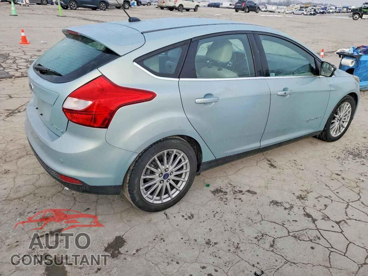 FORD FOCUS 2014 - 1FADP3R41EL382801