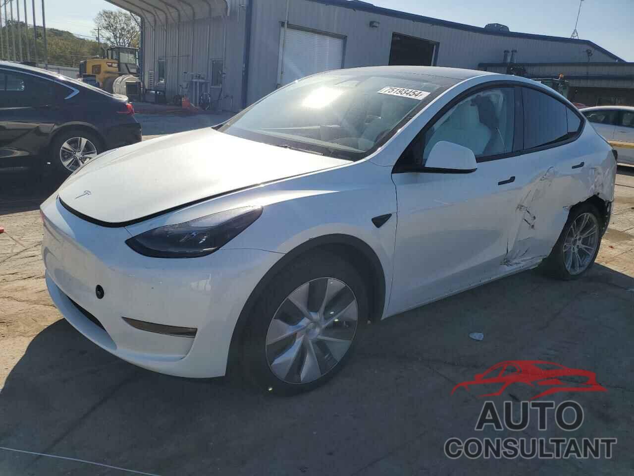 TESLA MODEL Y 2023 - 7SAYGDEE0PA196169