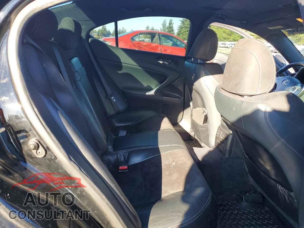 LEXUS IS 2011 - JTHBF5C20B5147344