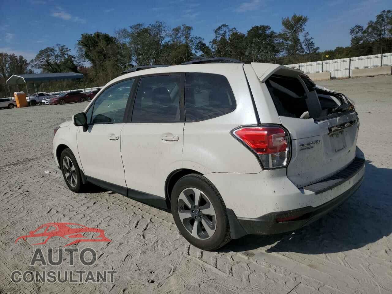 SUBARU FORESTER 2017 - JF2SJADC3HH484485