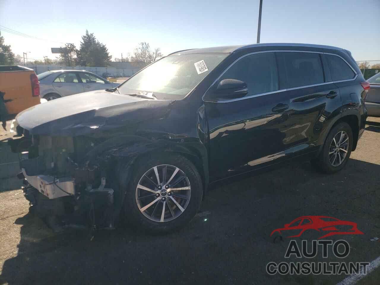 TOYOTA HIGHLANDER 2018 - 5TDJZRFH1JS534439
