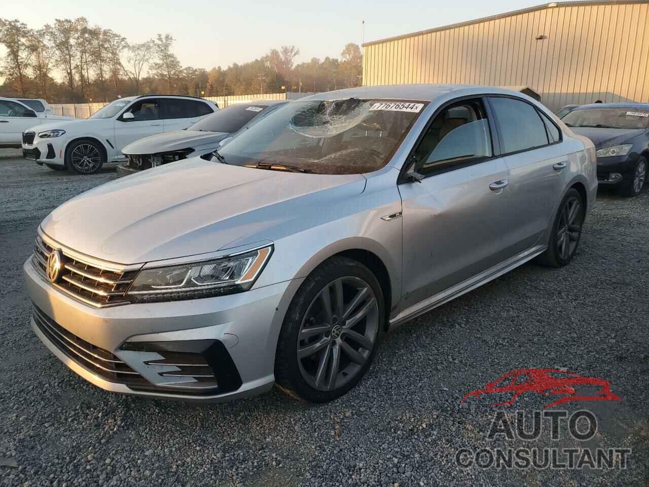 VOLKSWAGEN PASSAT 2018 - 1VWAA7A33JC020601