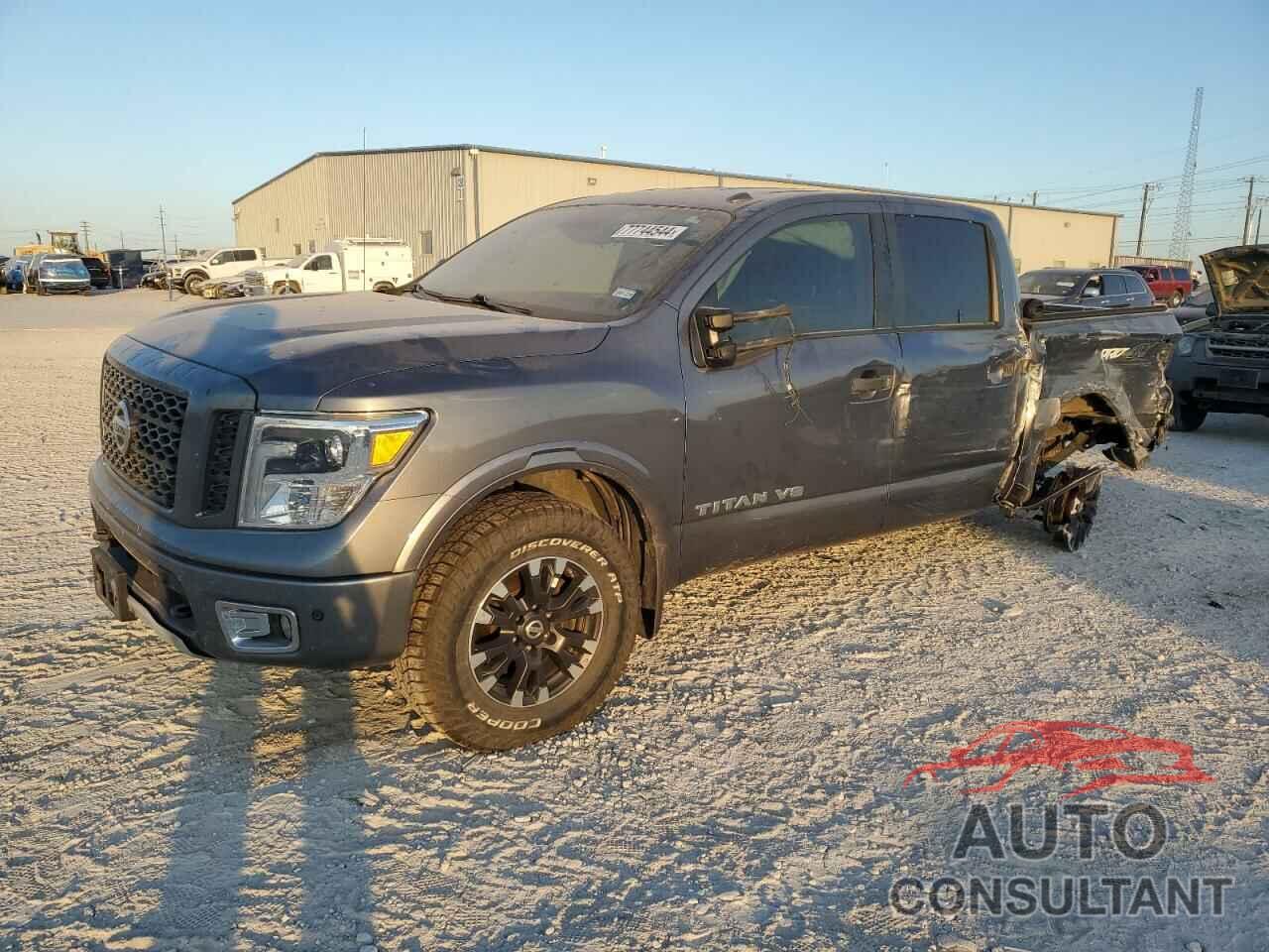 NISSAN TITAN 2019 - 1N6AA1E57KN505533