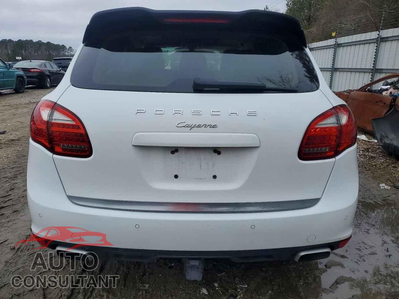 PORSCHE CAYENNE 2012 - WP1AA2A21CLA09580