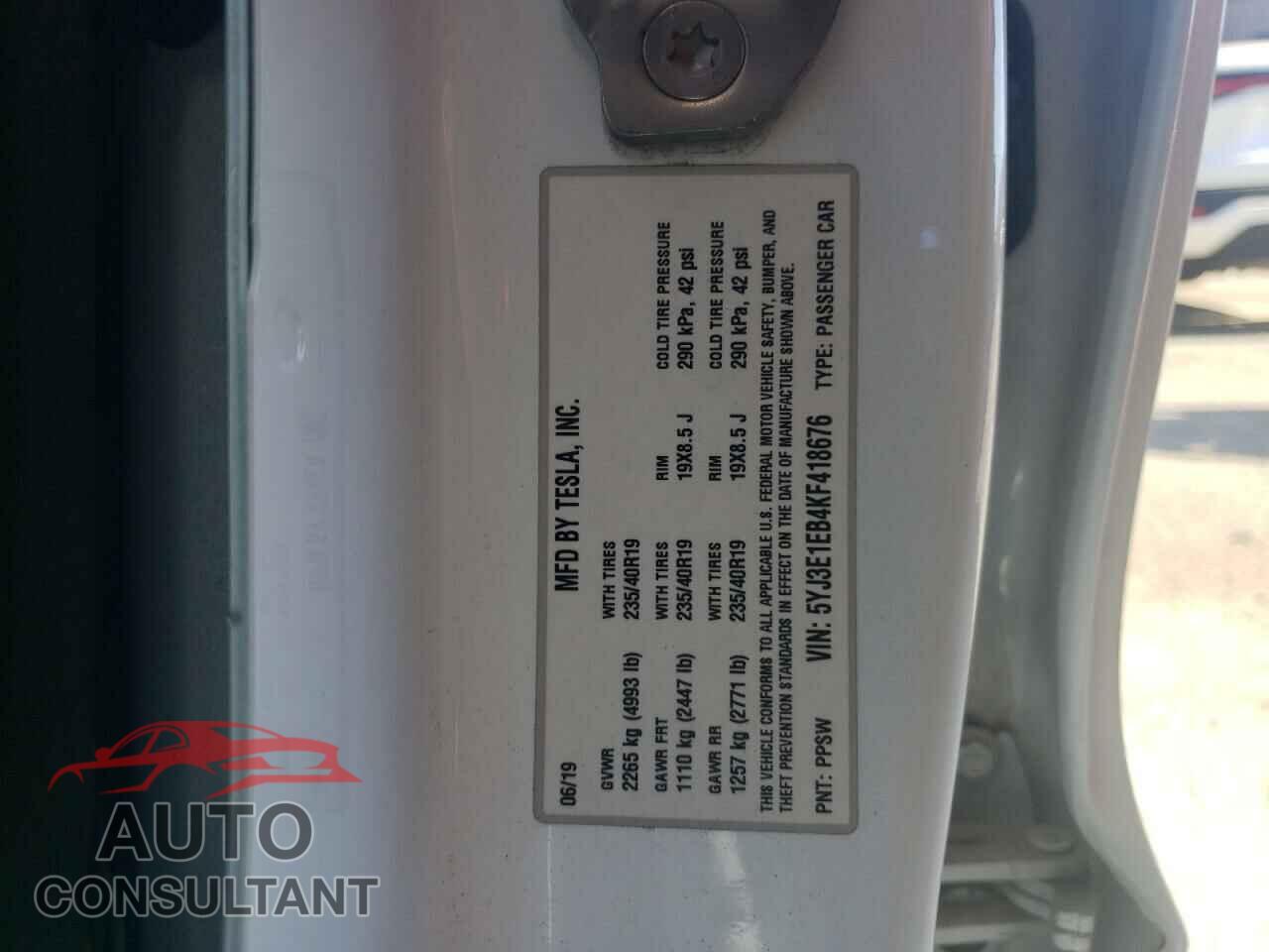 TESLA MODEL 3 2019 - 5YJ3E1EB4KF418676