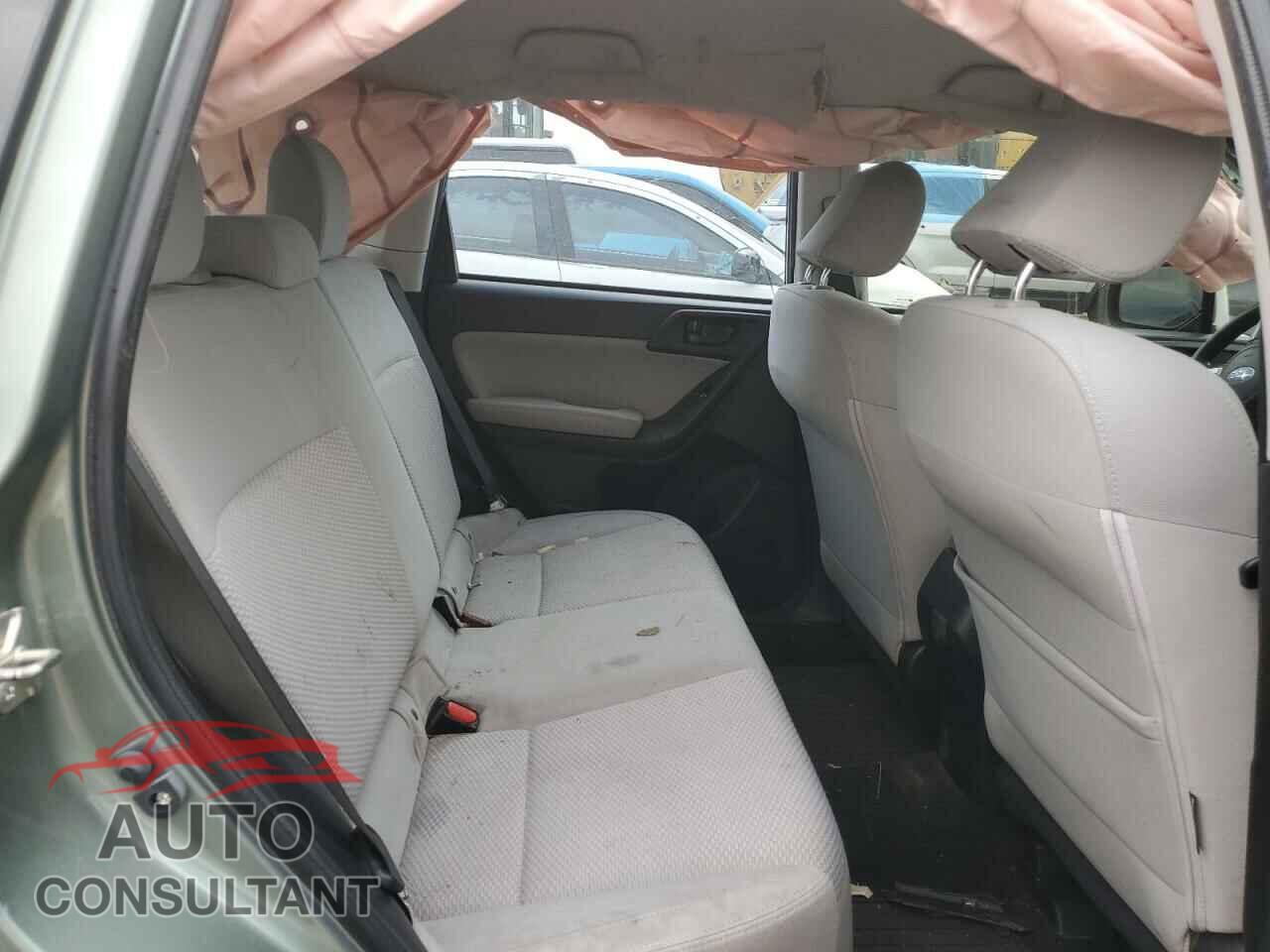 SUBARU FORESTER 2018 - JF2SJABC3JH540577