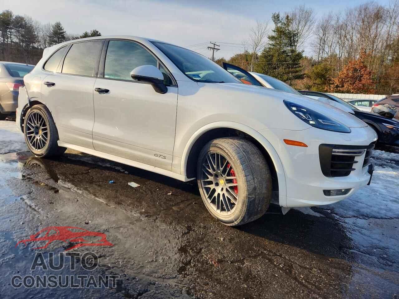 PORSCHE CAYENNE 2017 - WP1AD2A20HLA83877