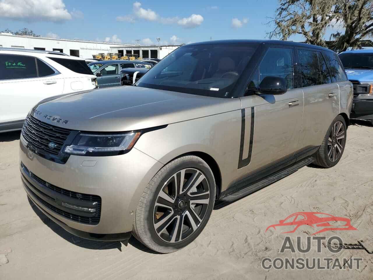 LAND ROVER RANGEROVER 2023 - SALKP9F46PA051910