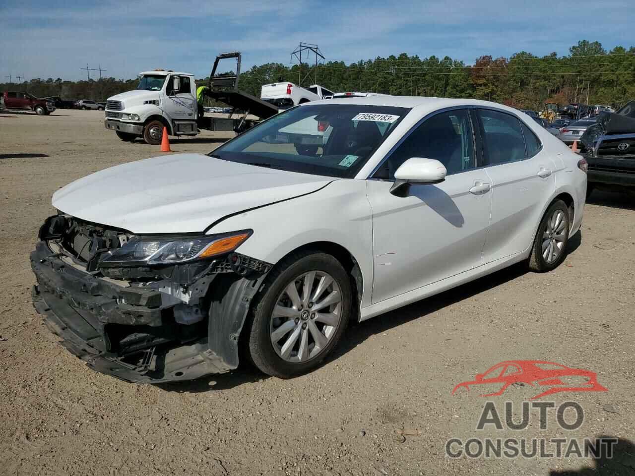 TOYOTA CAMRY 2018 - 4T1B11HK3JU601846