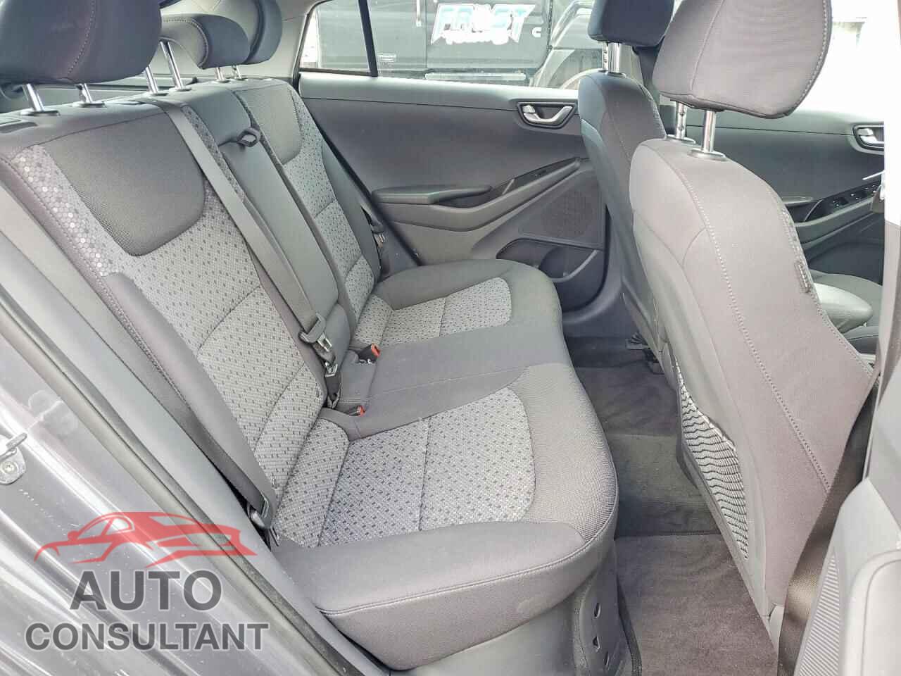HYUNDAI IONIQ HYBRID 2019 - KMHC75LC9KU116140
