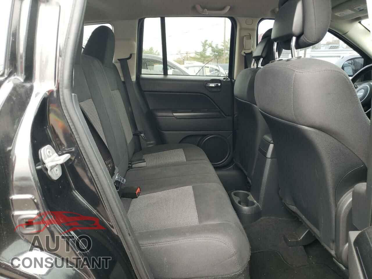 JEEP COMPASS 2011 - 1J4NF1FB5BD207153