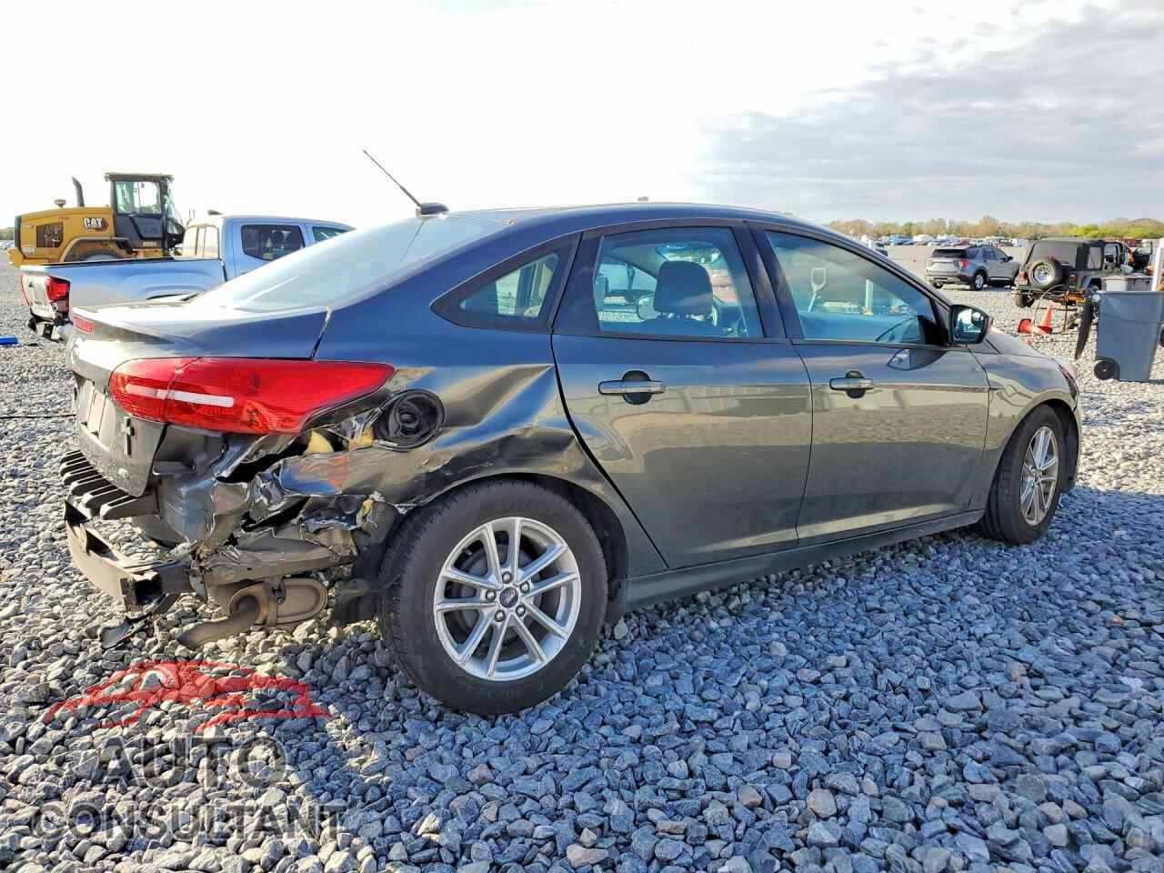 FORD FOCUS 2018 - 1FADP3F26JL287616