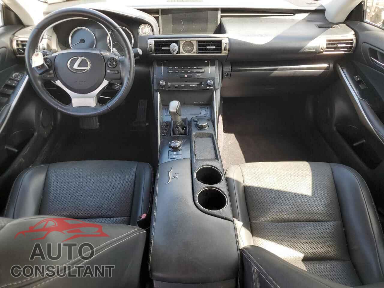 LEXUS IS 2014 - JTHBF1D22E5036306