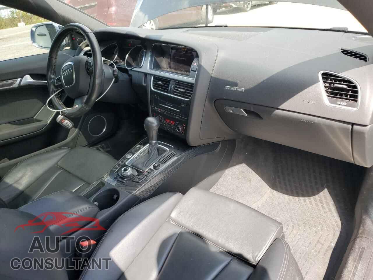 AUDI S5/RS5 2012 - WAULVBFR0CA044544