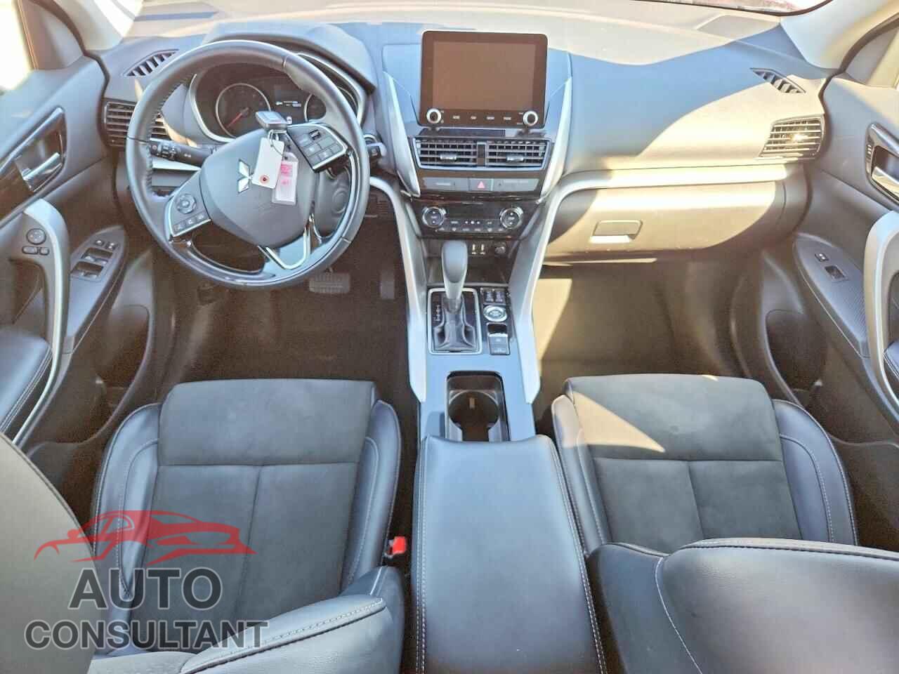 MITSUBISHI ECLIPSE 2024 - JA4ATWAA3RZ068009