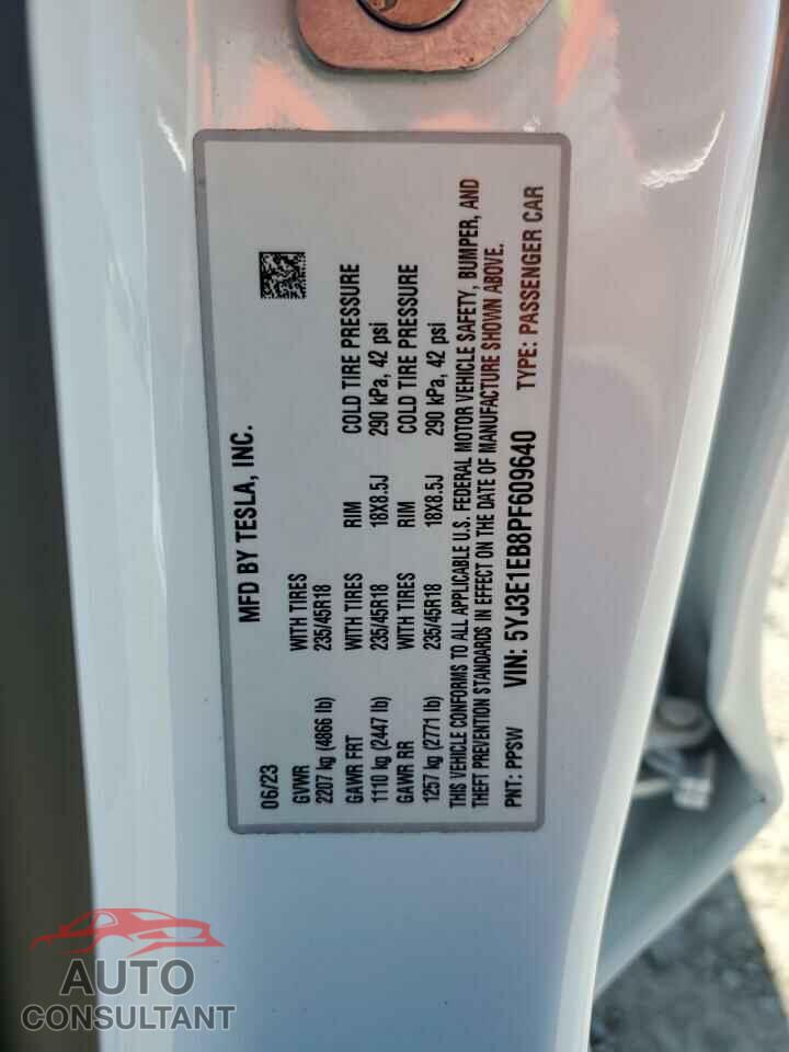 TESLA MODEL 3 2023 - 5YJ3E1EB8PF609640