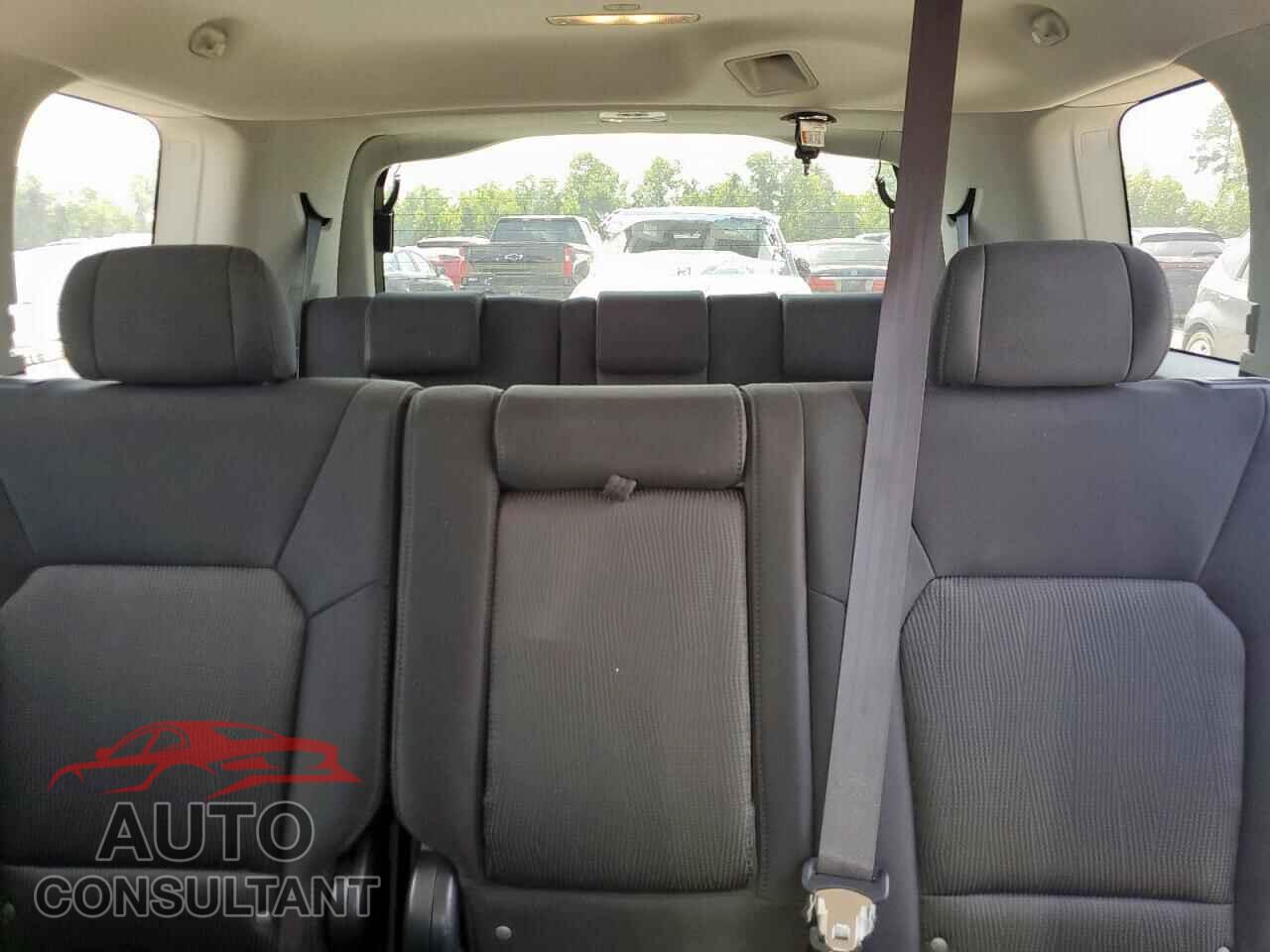 HONDA PILOT 2011 - 5FNYF3H42BB041485
