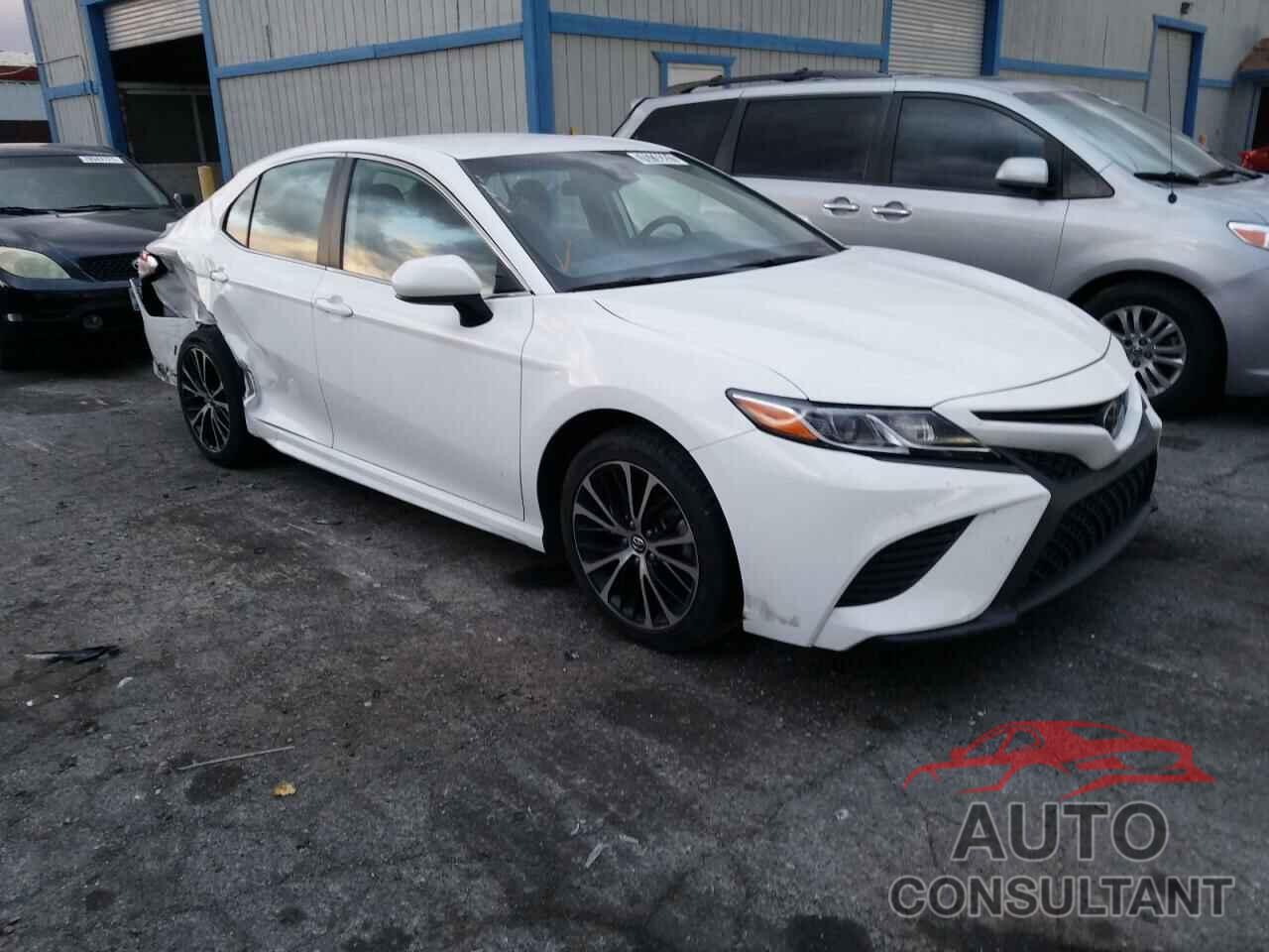 TOYOTA CAMRY 2020 - 4T1G11AK4LU340374