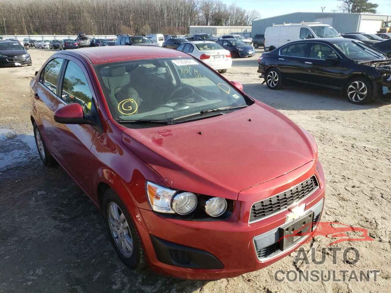 CHEVROLET SONIC 2016 - 1G1JC5SH2G4184350