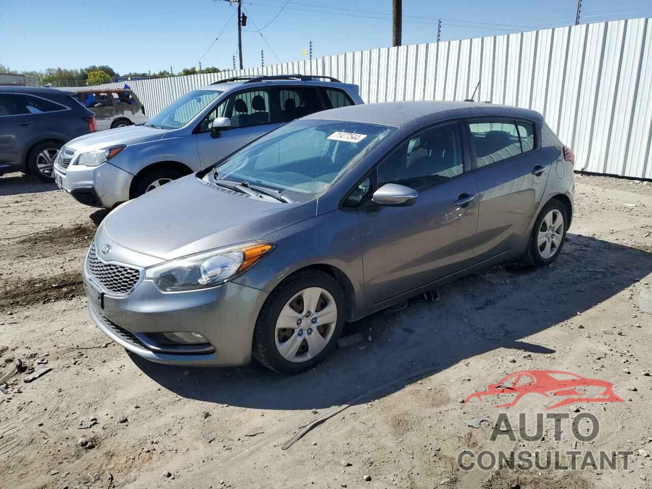 KIA FORTE 2016 - KNAFK5A8XG5655833