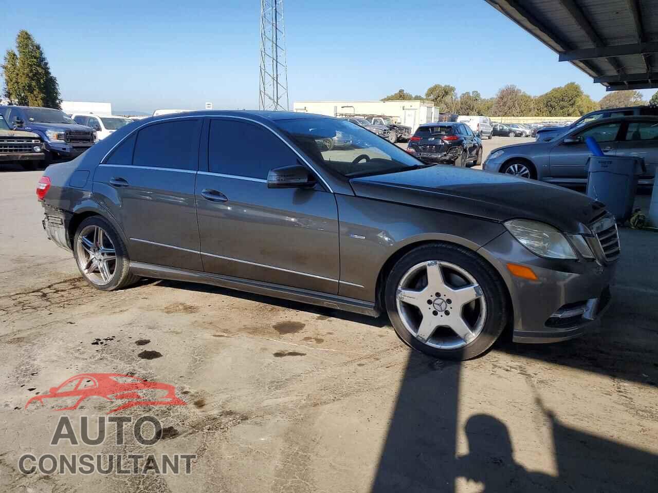 MERCEDES-BENZ E-CLASS 2012 - WDDHF5KBXCA534334