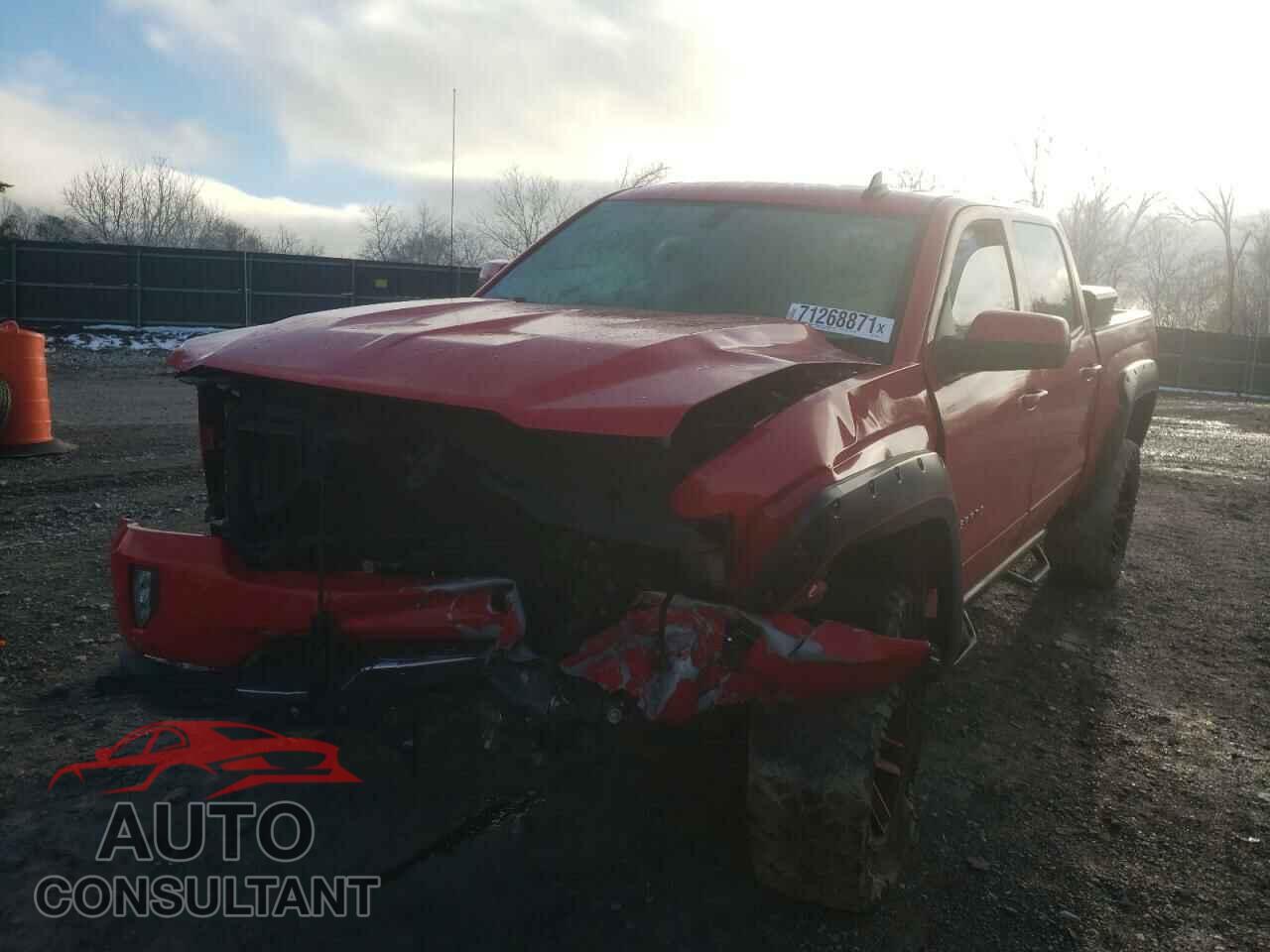 CHEVROLET SILVERADO 2018 - 3GCUKREC6JG168564