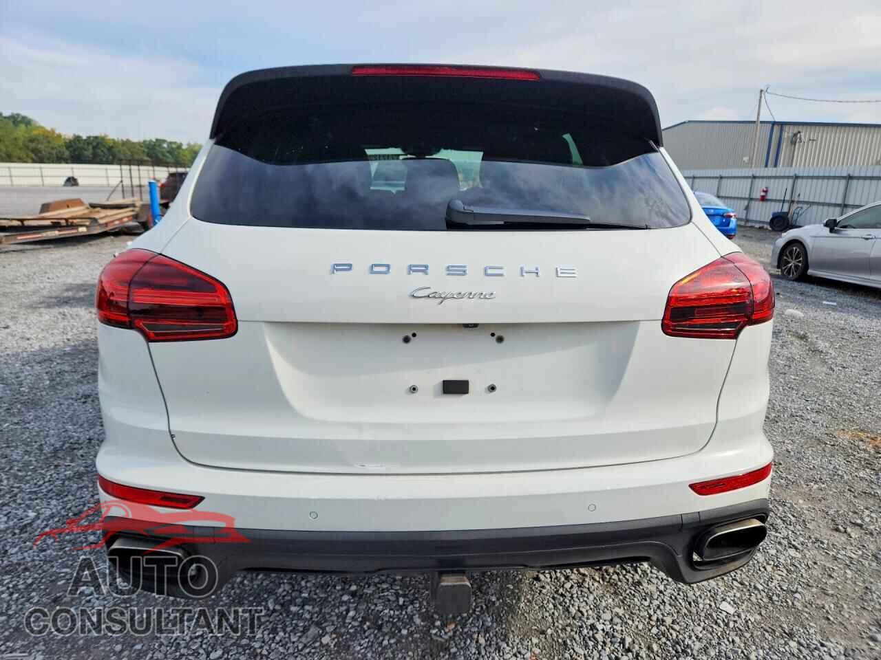 PORSCHE CAYENNE 2017 - WP1AA2A2XHKA80368