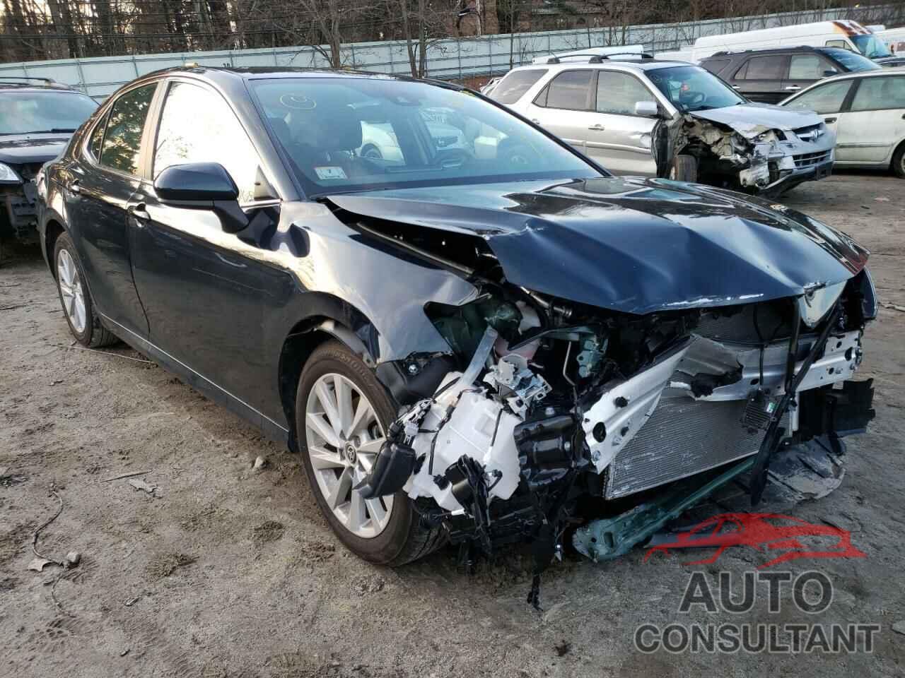 TOYOTA CAMRY 2021 - 4T1C11AK6MU484041