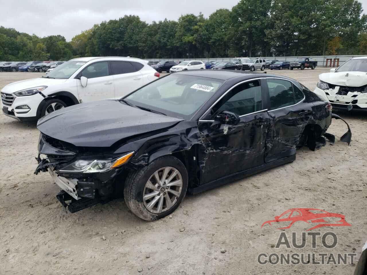 TOYOTA CAMRY 2022 - 4T1R11AK6NU641675