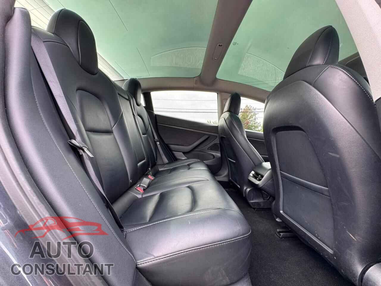 TESLA MODEL 3 2020 - 5YJ3E1EA6LF793932