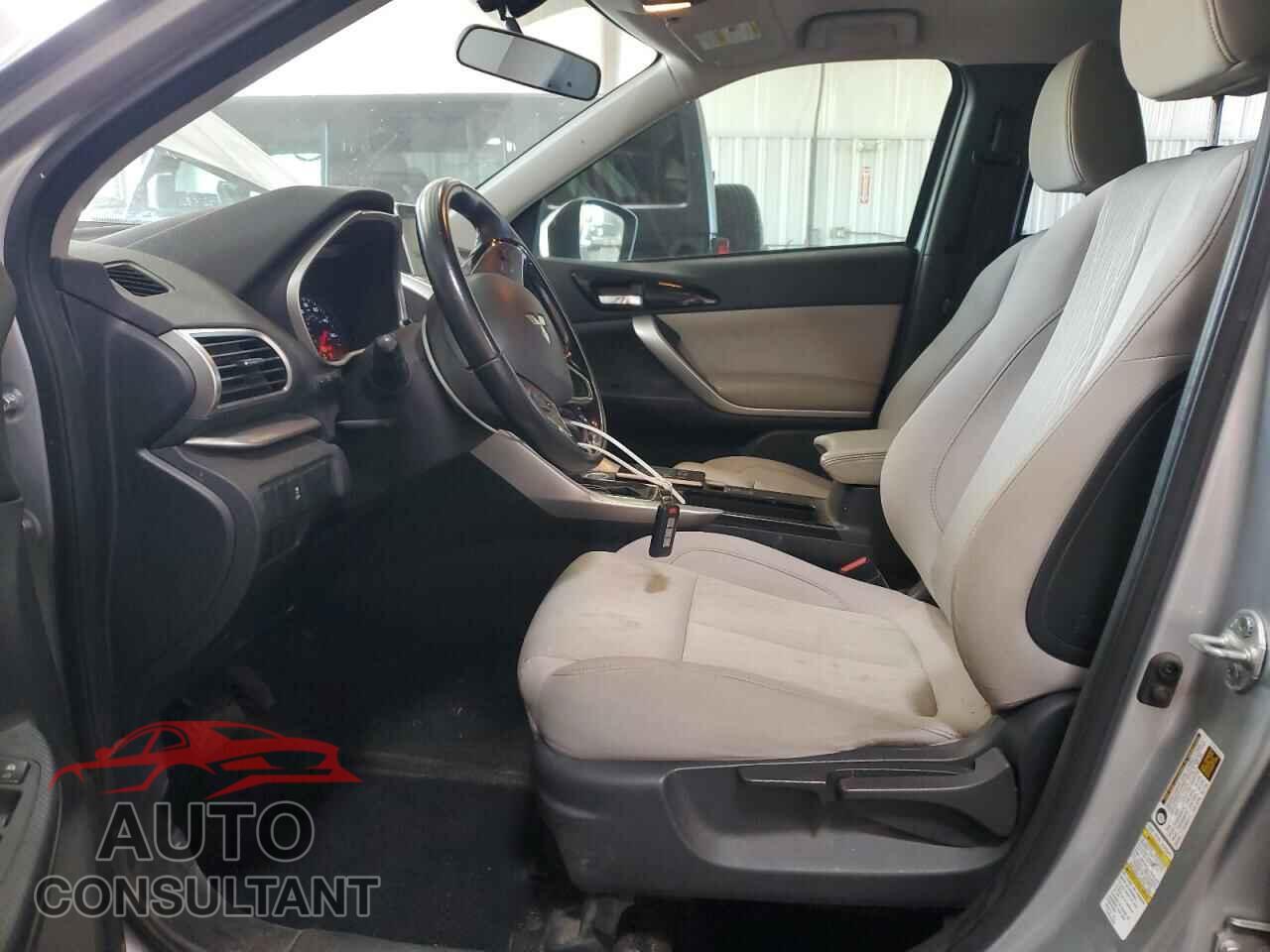 MITSUBISHI ECLIPSE 2018 - JA4AT5AA0JZ041509