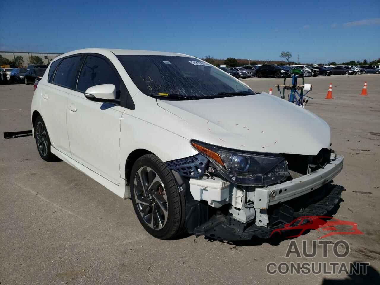 TOYOTA SCION 2016 - JTNKARJE5GJ505794