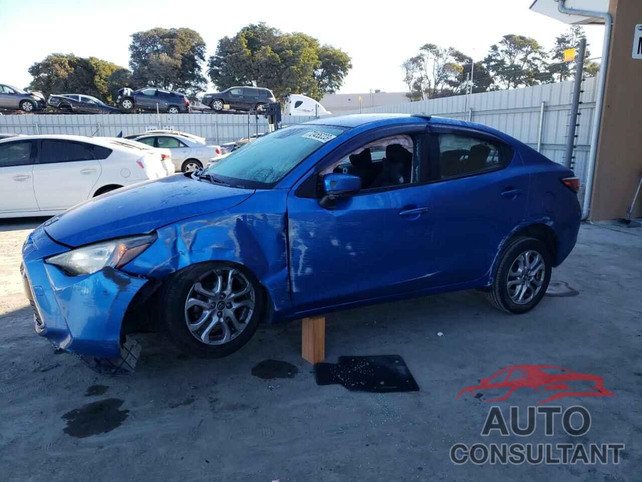 TOYOTA YARIS 2017 - 3MYDLBYV9HY174396
