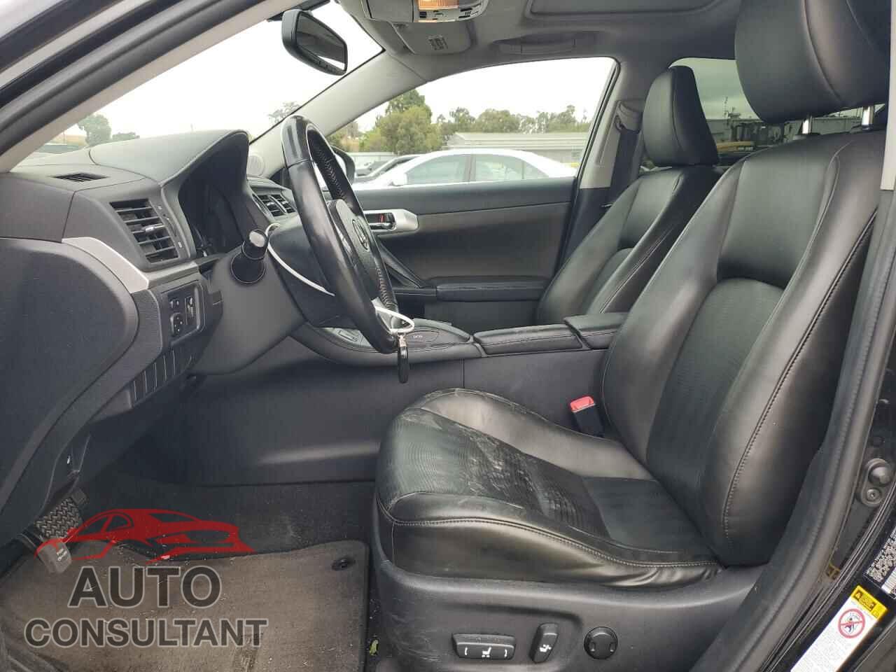 LEXUS CT 200 2013 - JTHKD5BH8D2123261