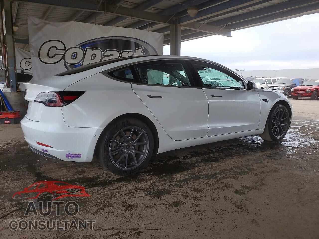 TESLA MODEL 3 2018 - 5YJ3E1EA3JF031901
