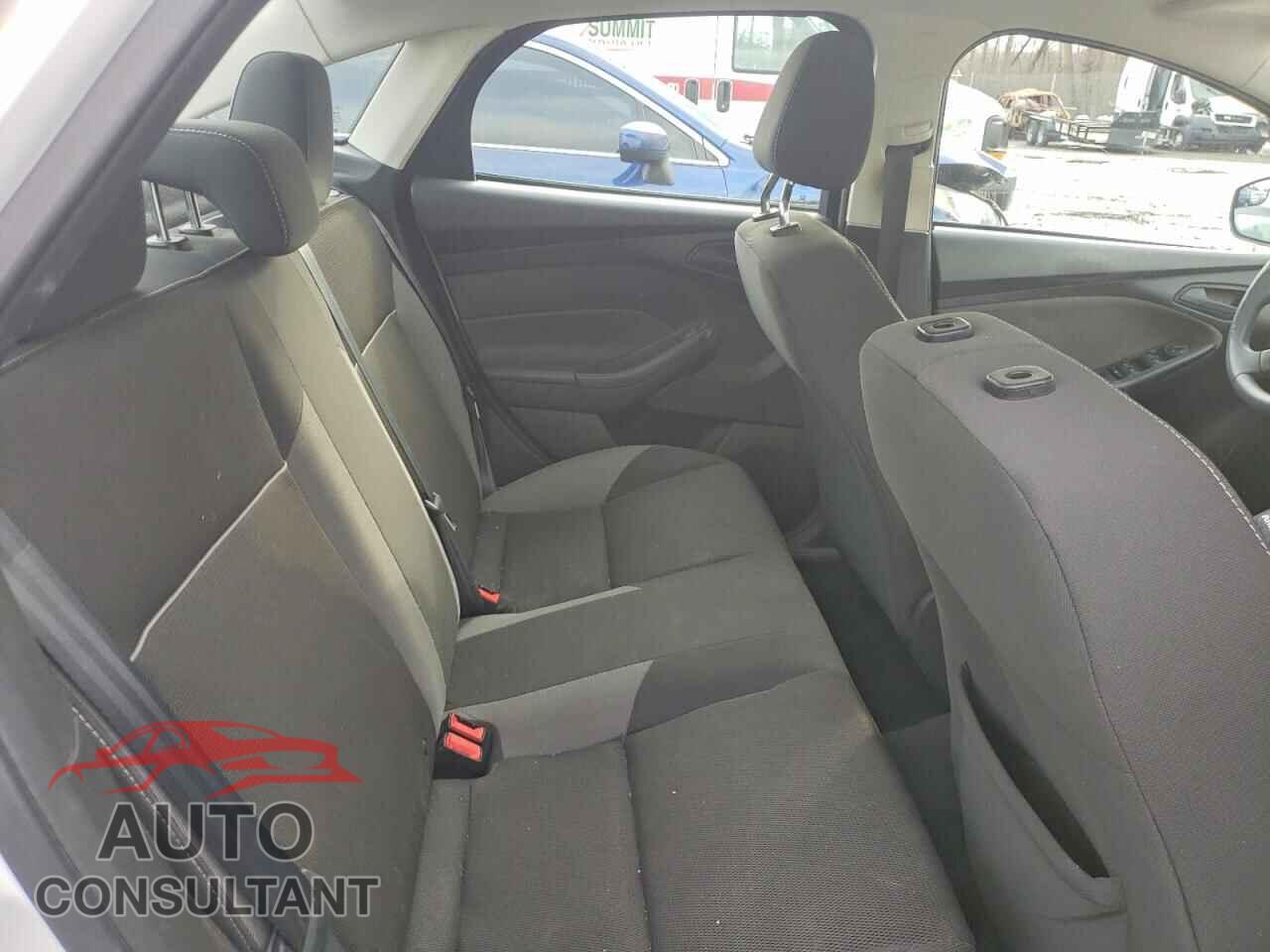 FORD FOCUS 2012 - 1FAHP3F22CL169759