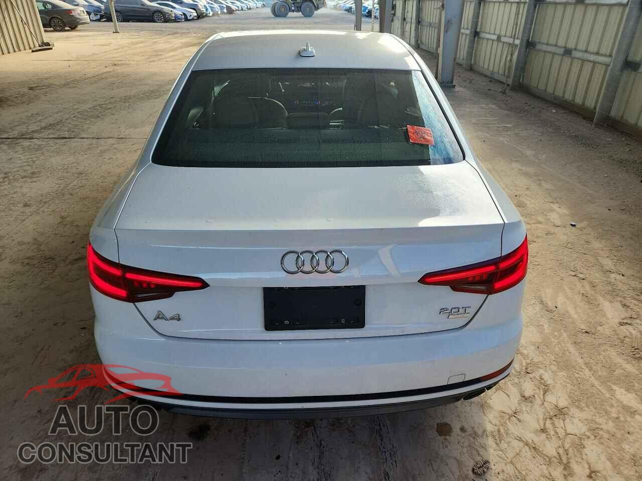AUDI A4 2018 - WAUKMAF43JA080075