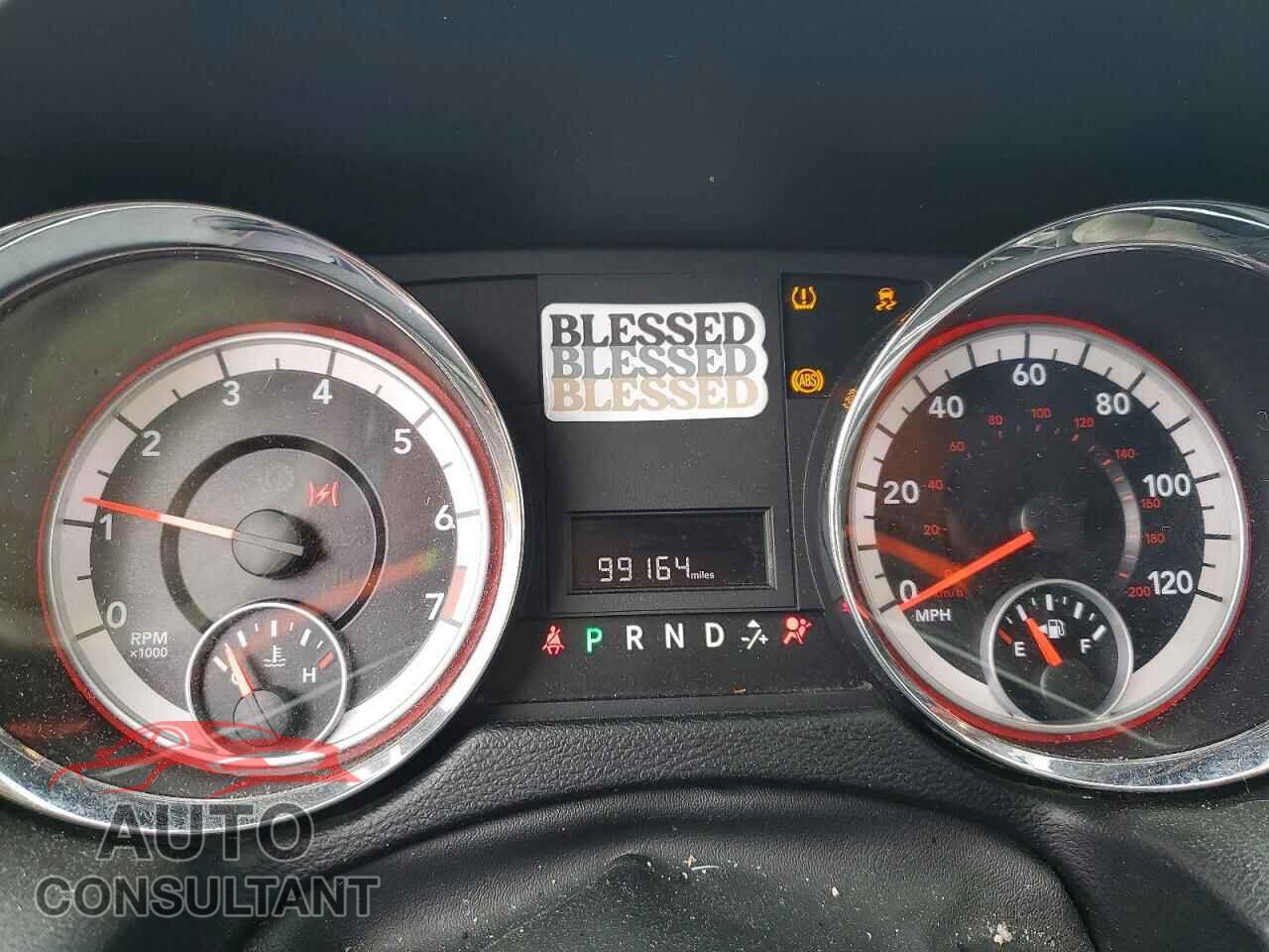 DODGE CARAVAN 2011 - 2D4RN4DG7BR752717