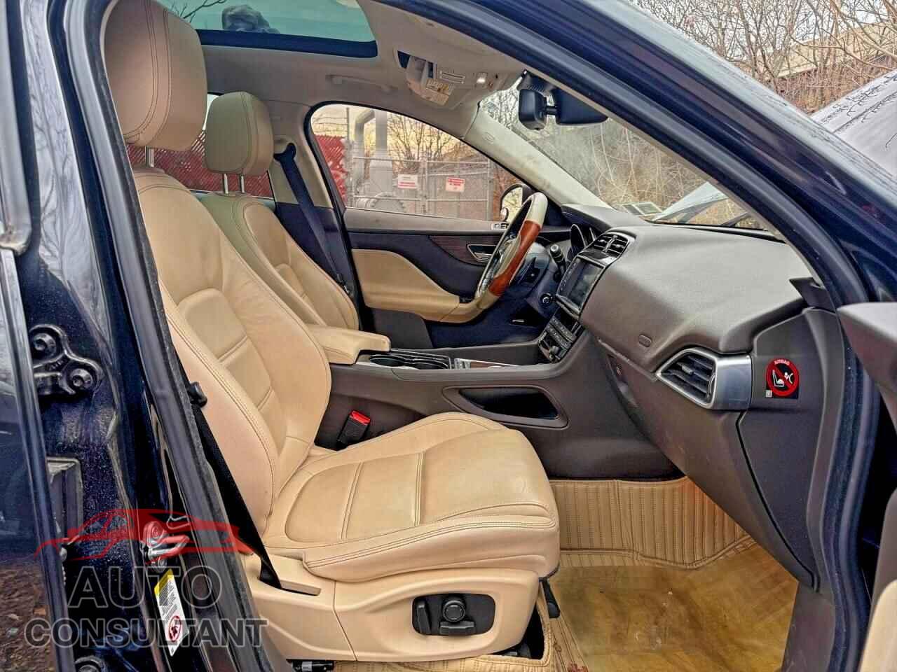 JAGUAR F-PACE 2017 - SADCK2BV1HA497436