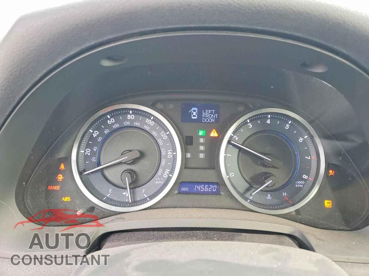 LEXUS IS 2012 - JTHCF5C22C5057845