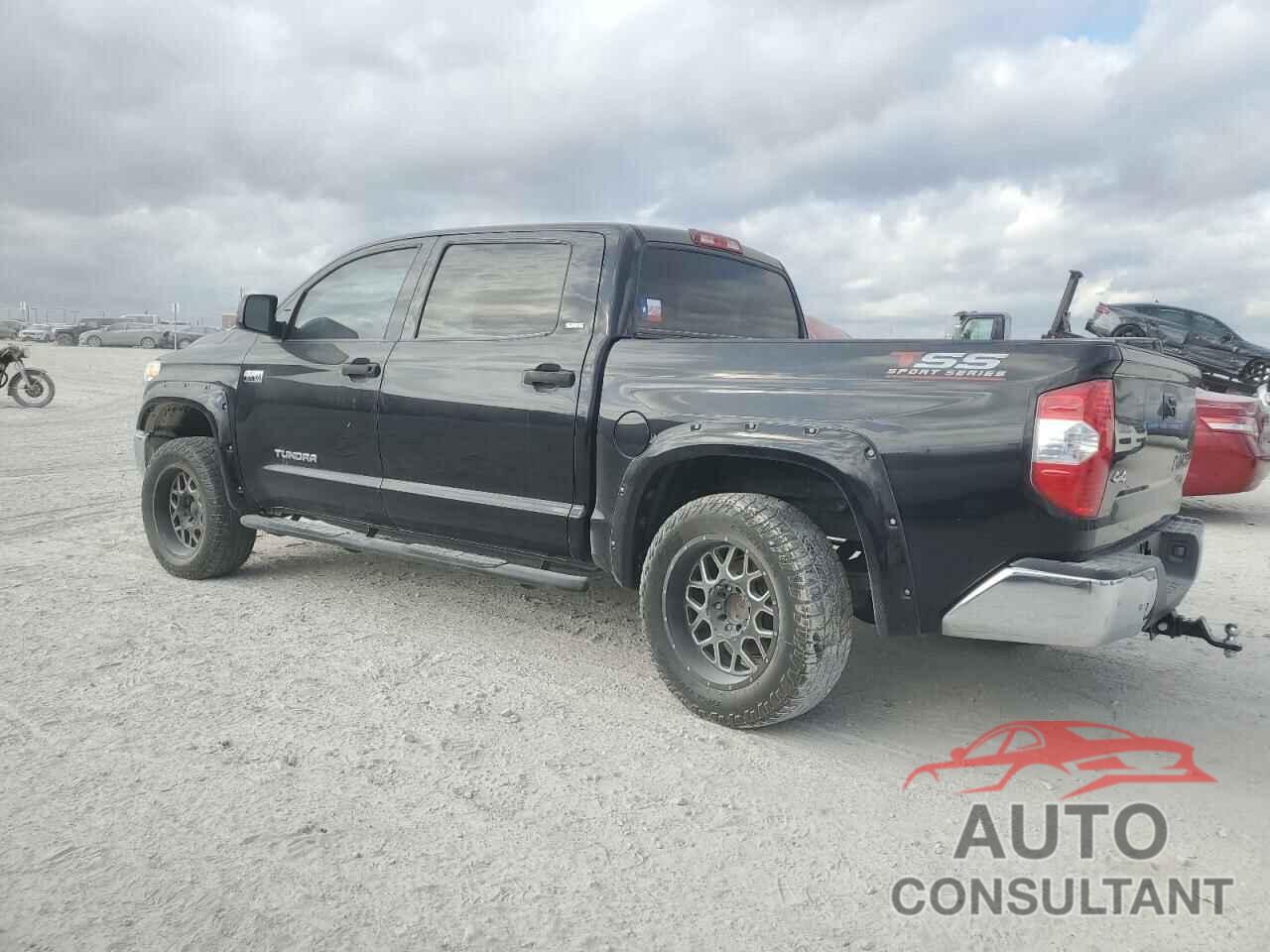 TOYOTA TUNDRA 2017 - 5TFDW5F12HX615343